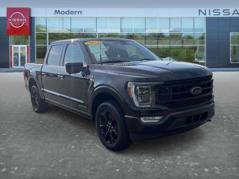 Used 2023 Black Metallic Ford Platinum image 3