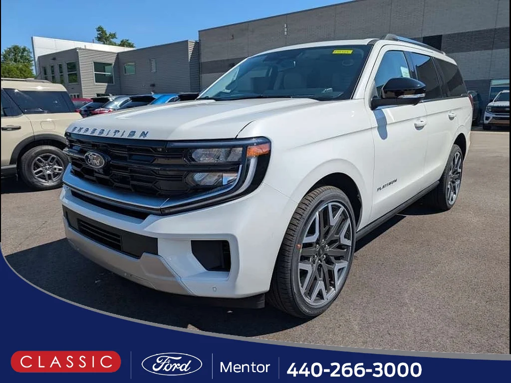 New 2026 Star White Metallic Tri-Coat Ford Platinum image 1