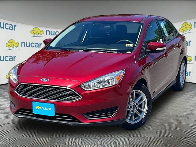 Used 2015 Red Ford SE image 12