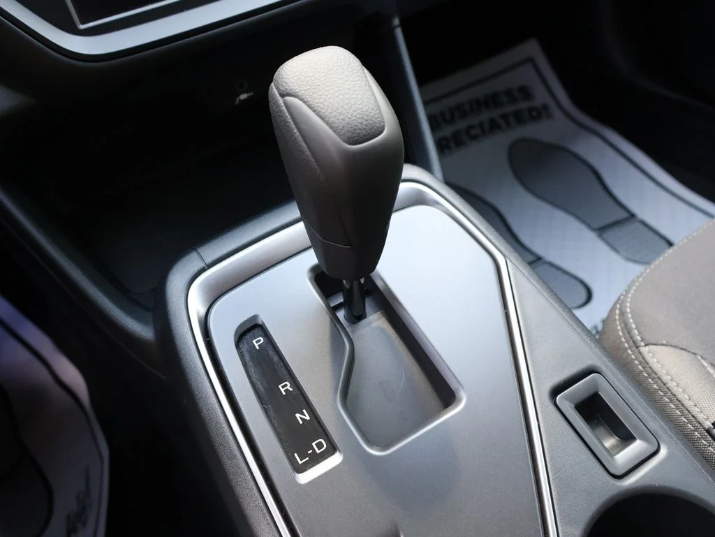 Used 2024 Silver Subaru Base image 36