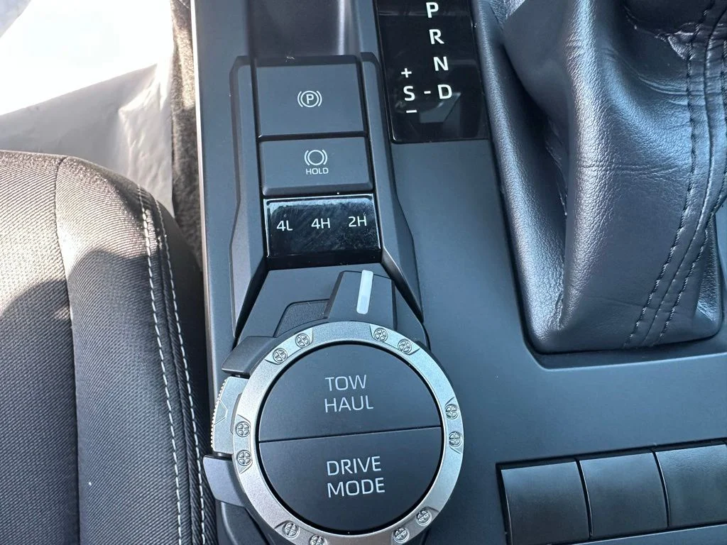2025 Toyota Tacoma TRD Sport - Photo 22