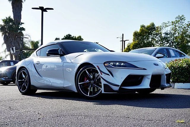 Used 2021 White Toyota 3.0 image 1