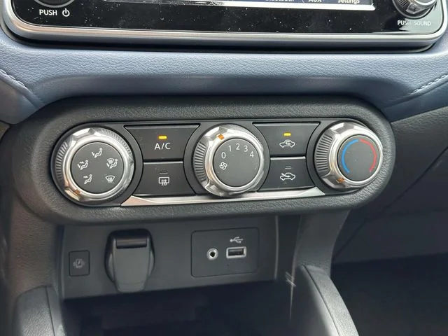 2025 Nissan Versa Sedan SV - Photo 21
