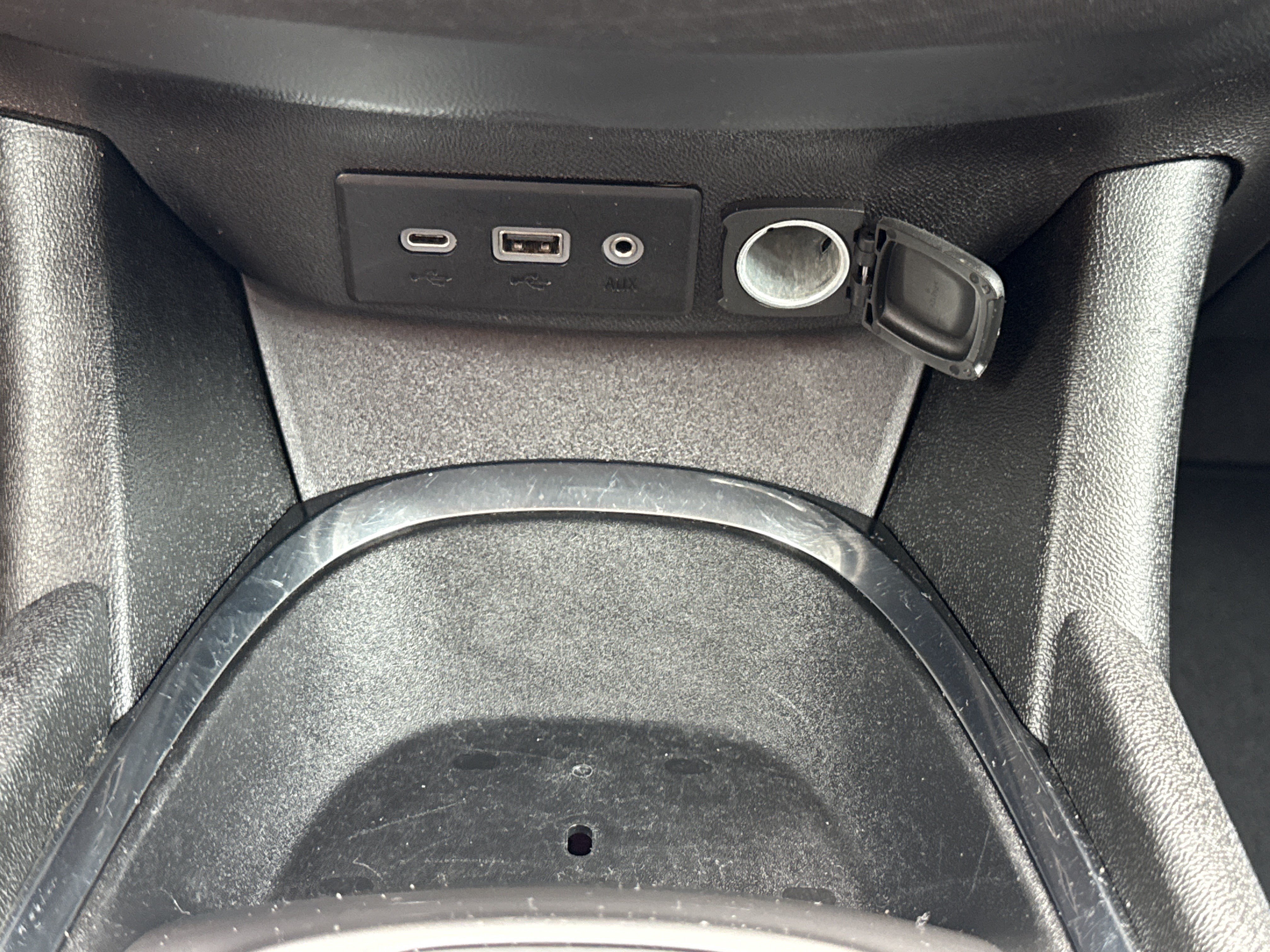 Used 2023 Mosaic Black Metallic Chevrolet LT image 25