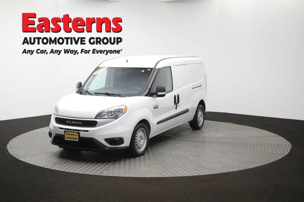 Used 2022 White Ram Base image 55