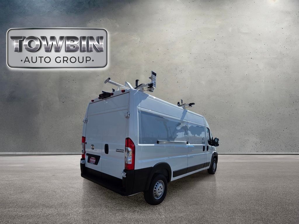 Used 2024 White Ram High Roof image 4