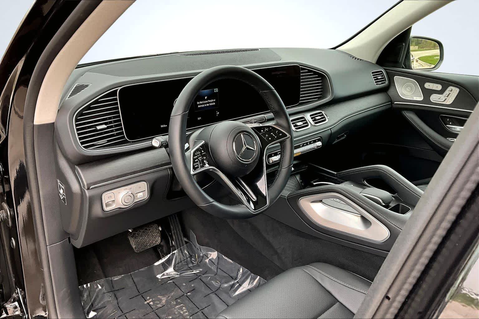 New 2026 Obsidian Black Metallic Mercedes-Benz GLE 450 image 2