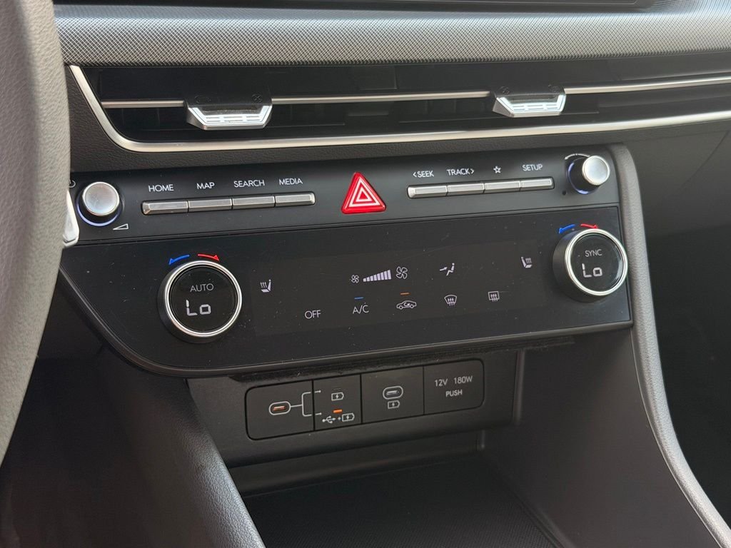 Used 2025 Gray Hyundai SEL image 32