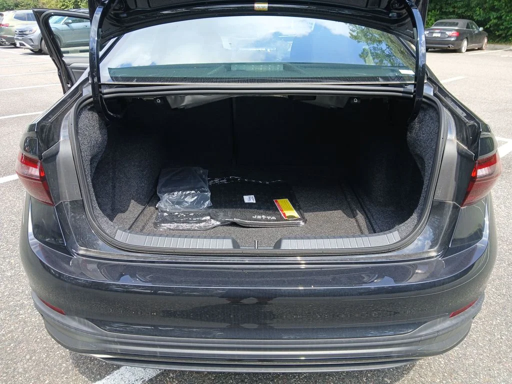 New 2026 Black Volkswagen 1.5T Sport image 21