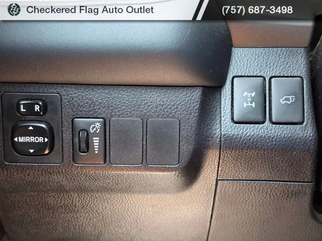 Used 2016 Magnetic Gray Metallic Toyota XLE image 12