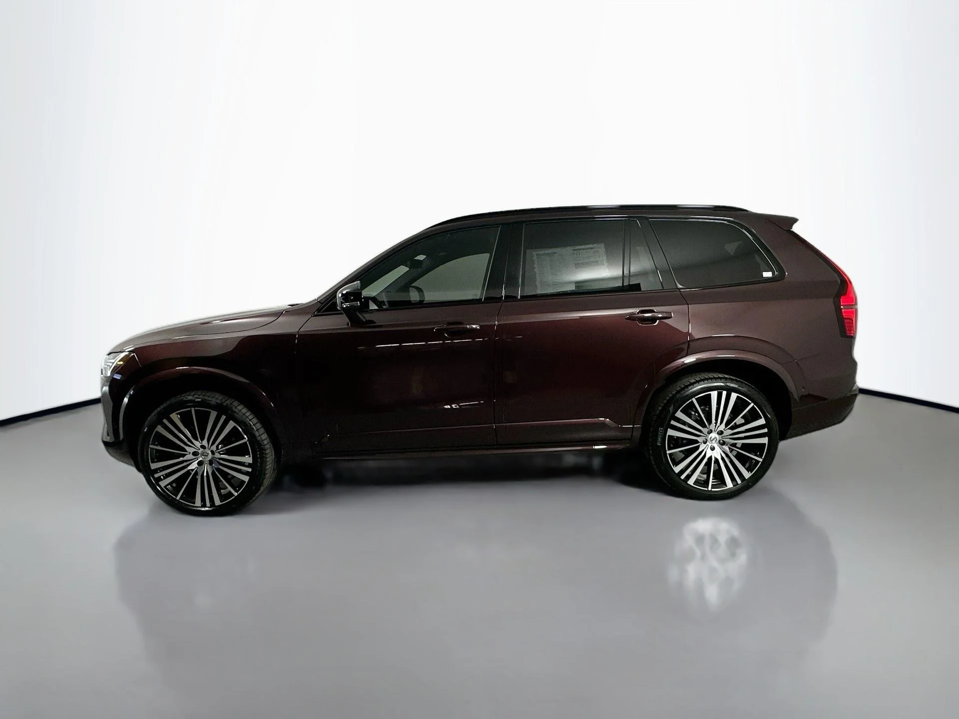 New 2026 Mulberry Red Volvo Ultra image 9