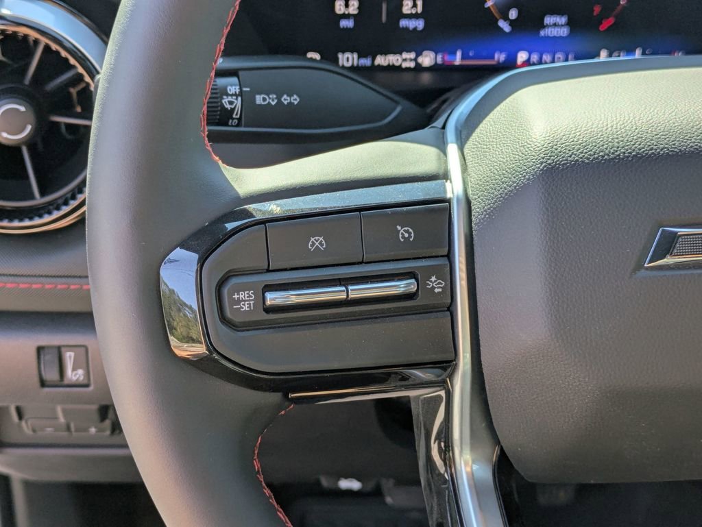 2025 Chevrolet Colorado Z71 - Photo 19