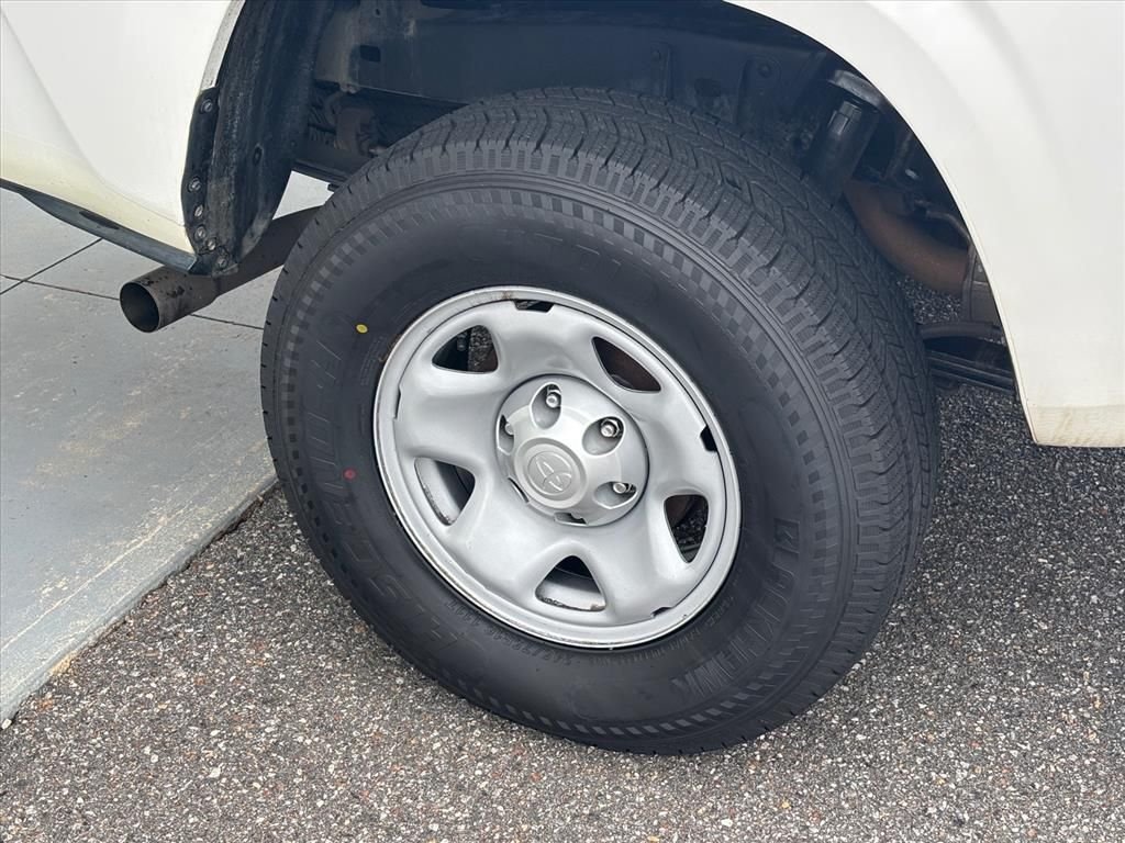 Used 2023 Ice Toyota SR image 27