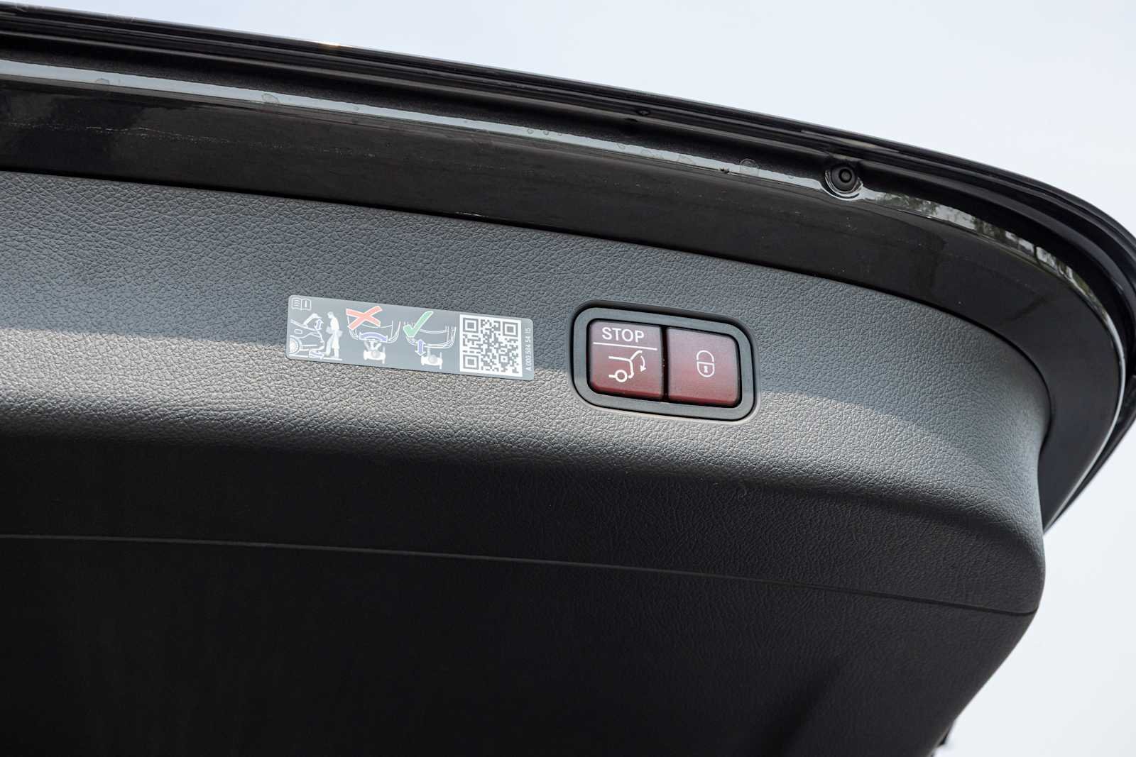 2025 Mercedes-Benz GLC Base - Photo 21