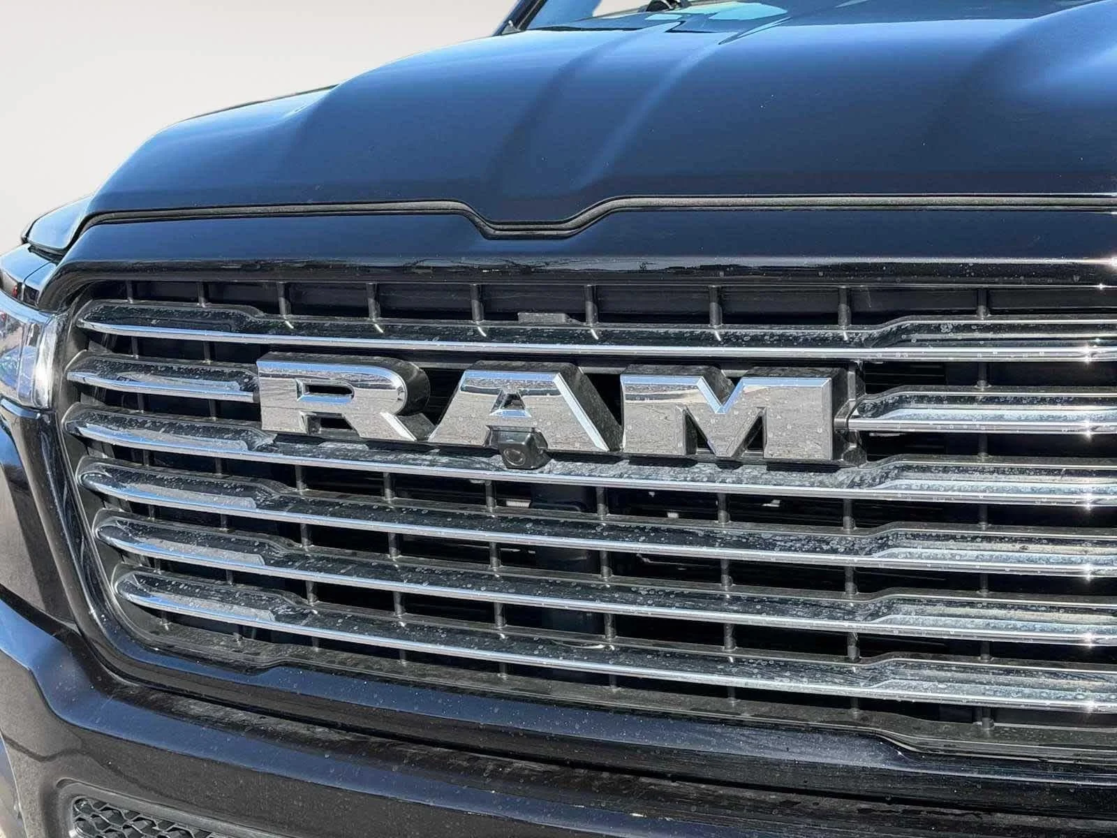 New 2026 Diamond Black Crystal Pearl-Coat Exterior Paint RAM Laramie image 9