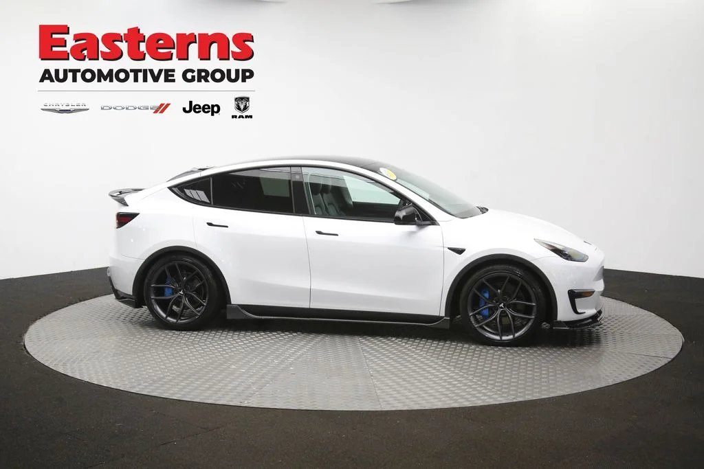Used 2022  Tesla Performance image 42