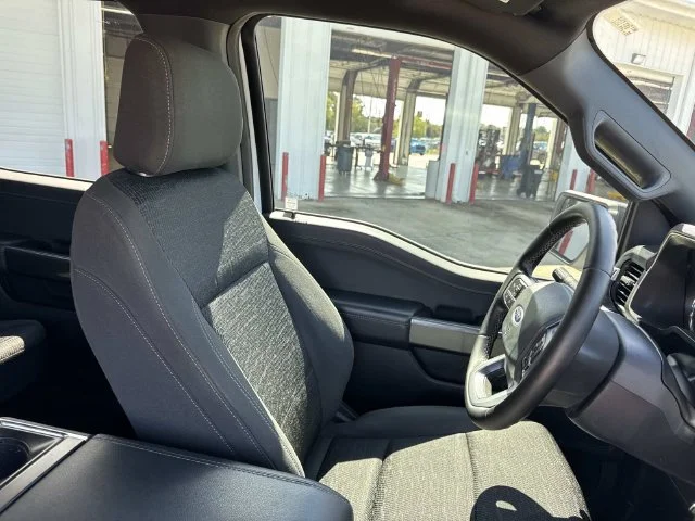 Used 2023 White Ford XLT image 38