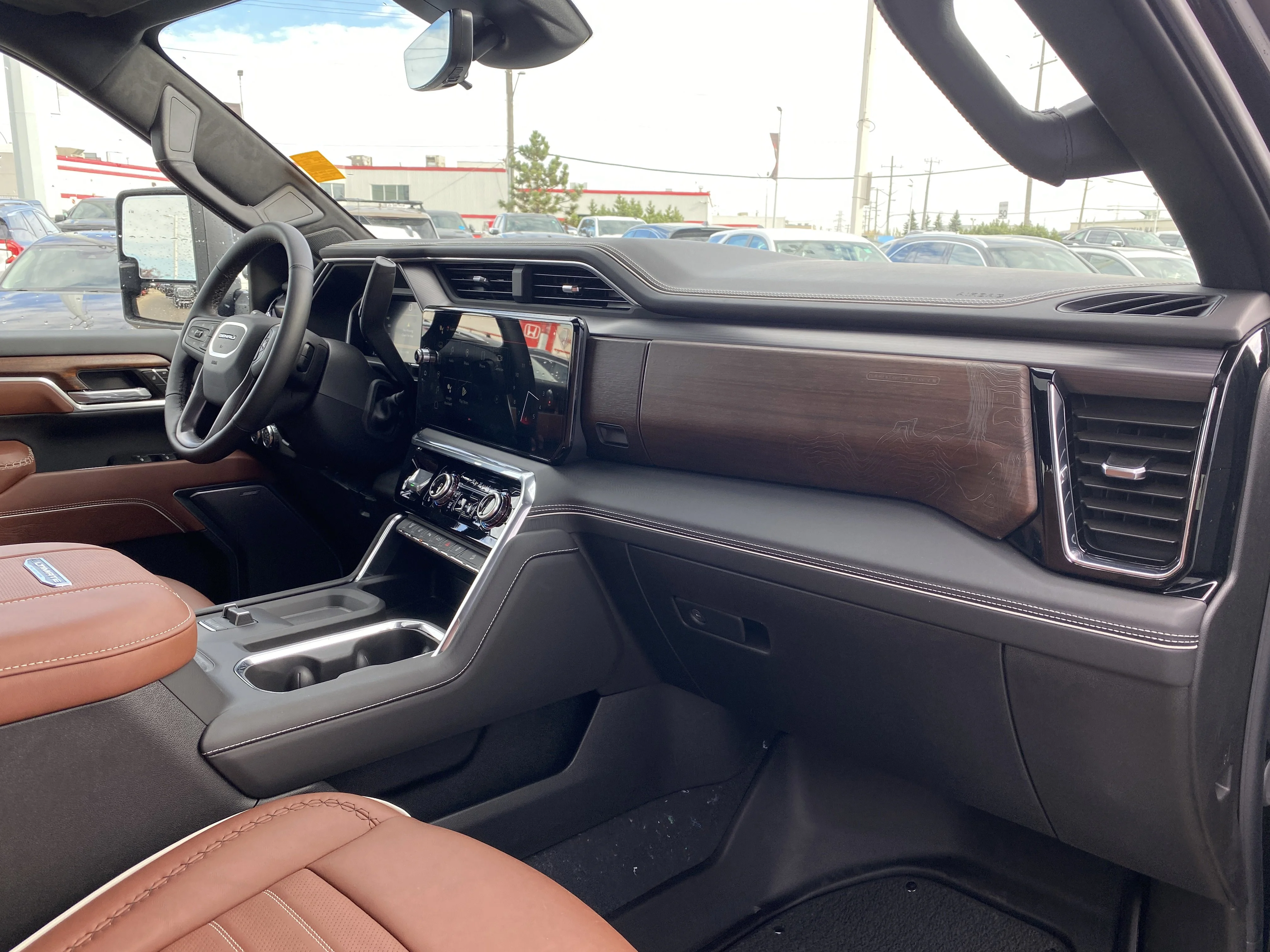 New 2026 ONYX BLACK GMC Denali Ultimate image 30