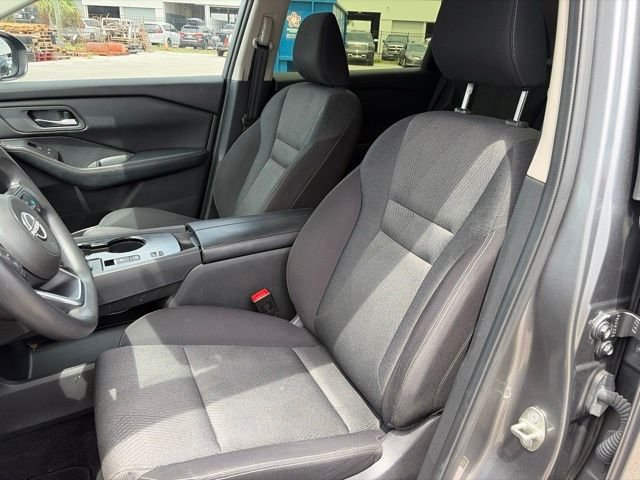 Used 2024 Gray Nissan SV image 28