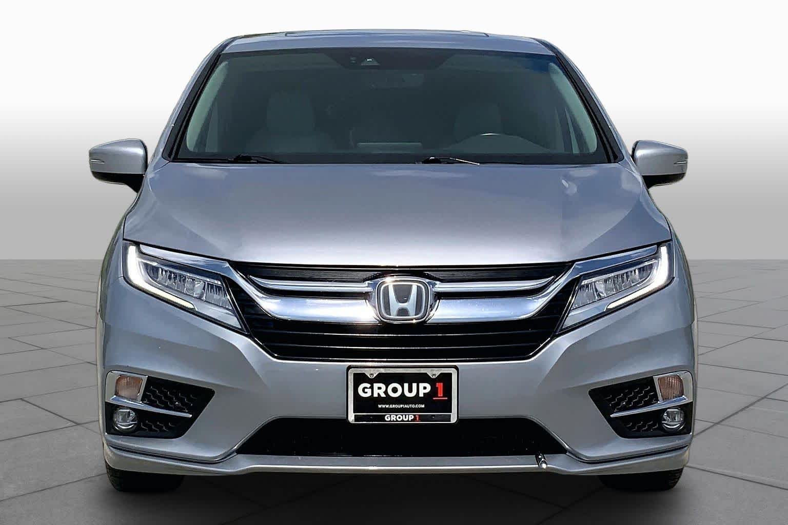 Used 2020 Lunar Silver Metallic Honda Elite image 4