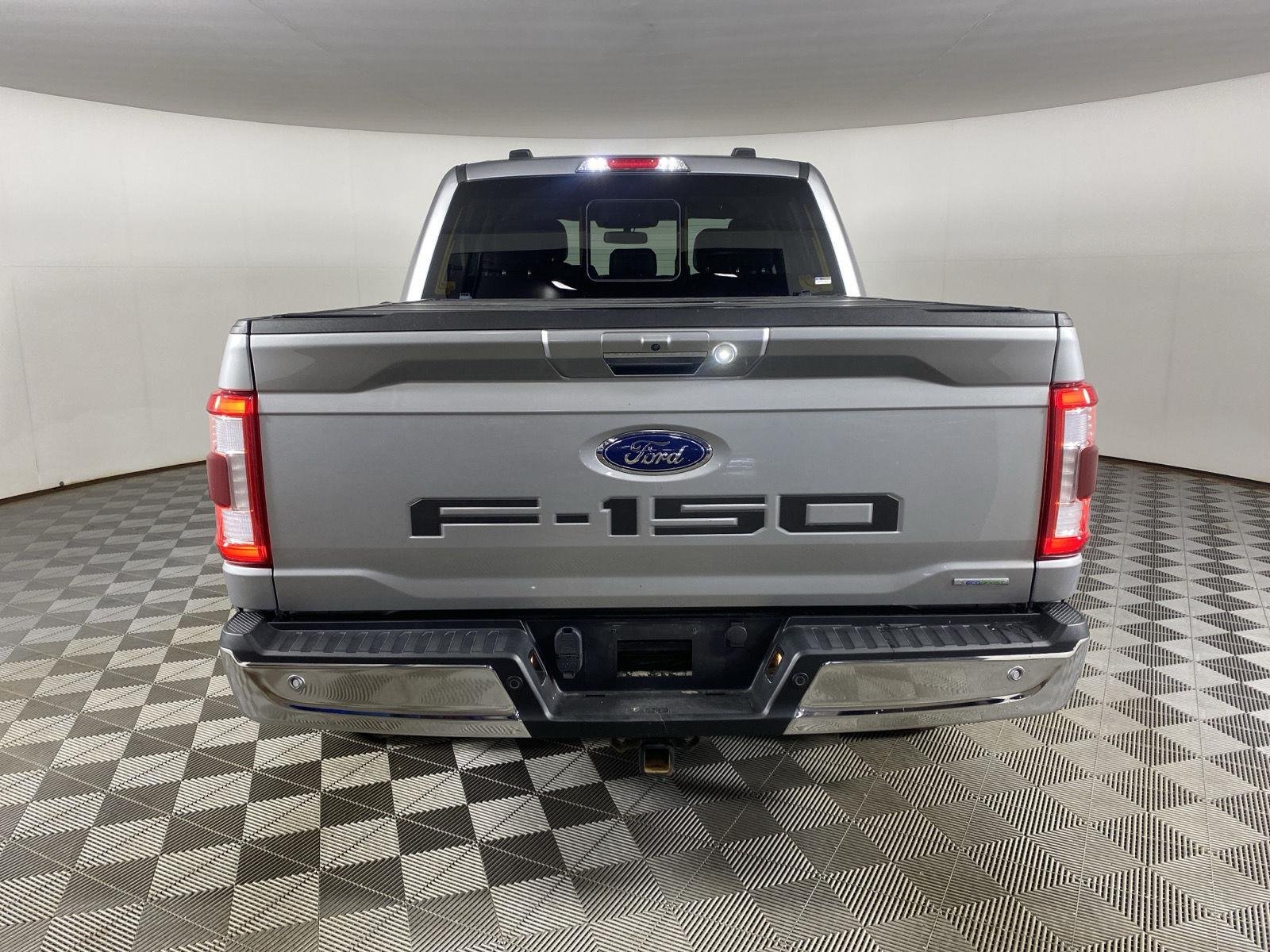 Used 2021 Iconic Silver Ford LARIAT image 6