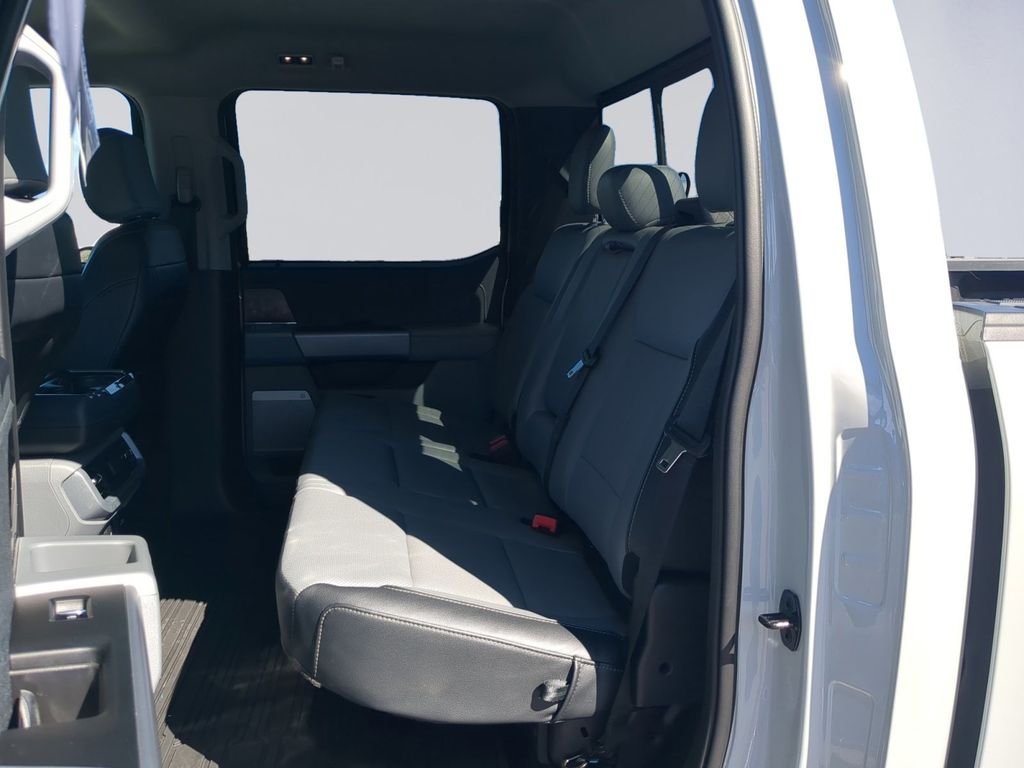 Used 2023 Avalanche Ford Lariat image 18