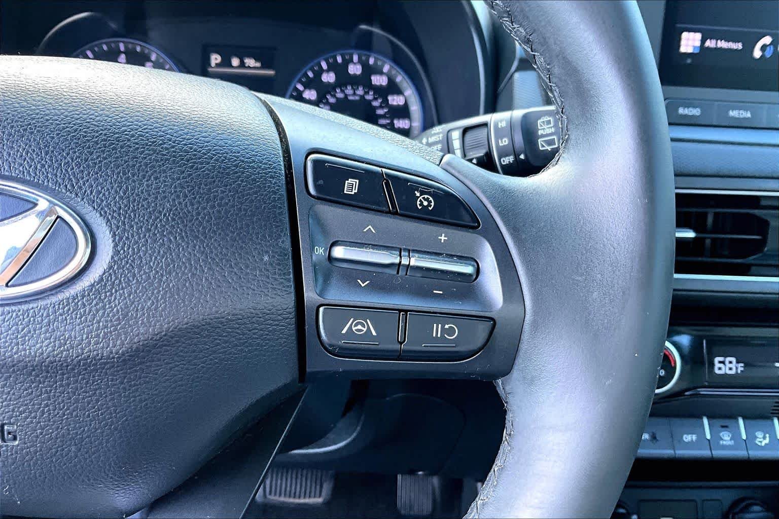 Used 2022 Teal Isle Hyundai SEL image 24