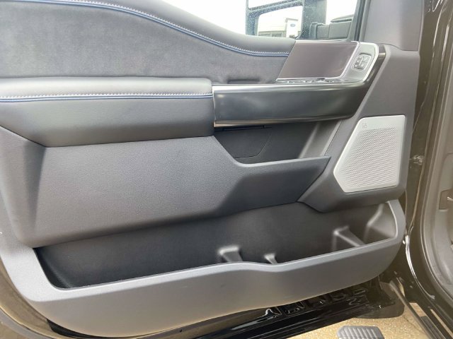 New 2026 Agate Black Metallic Ford Platinum image 12