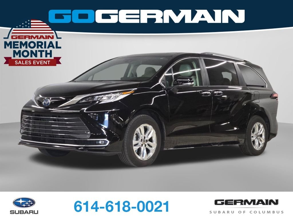2025 Toyota Sienna Limited 7-Passenger Hybrid AWD's photo