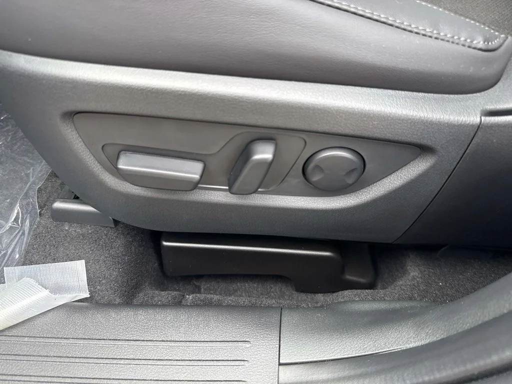 New 2026 Rhodium White Metallic Mazda 2.5 S Preferred AWD image 28