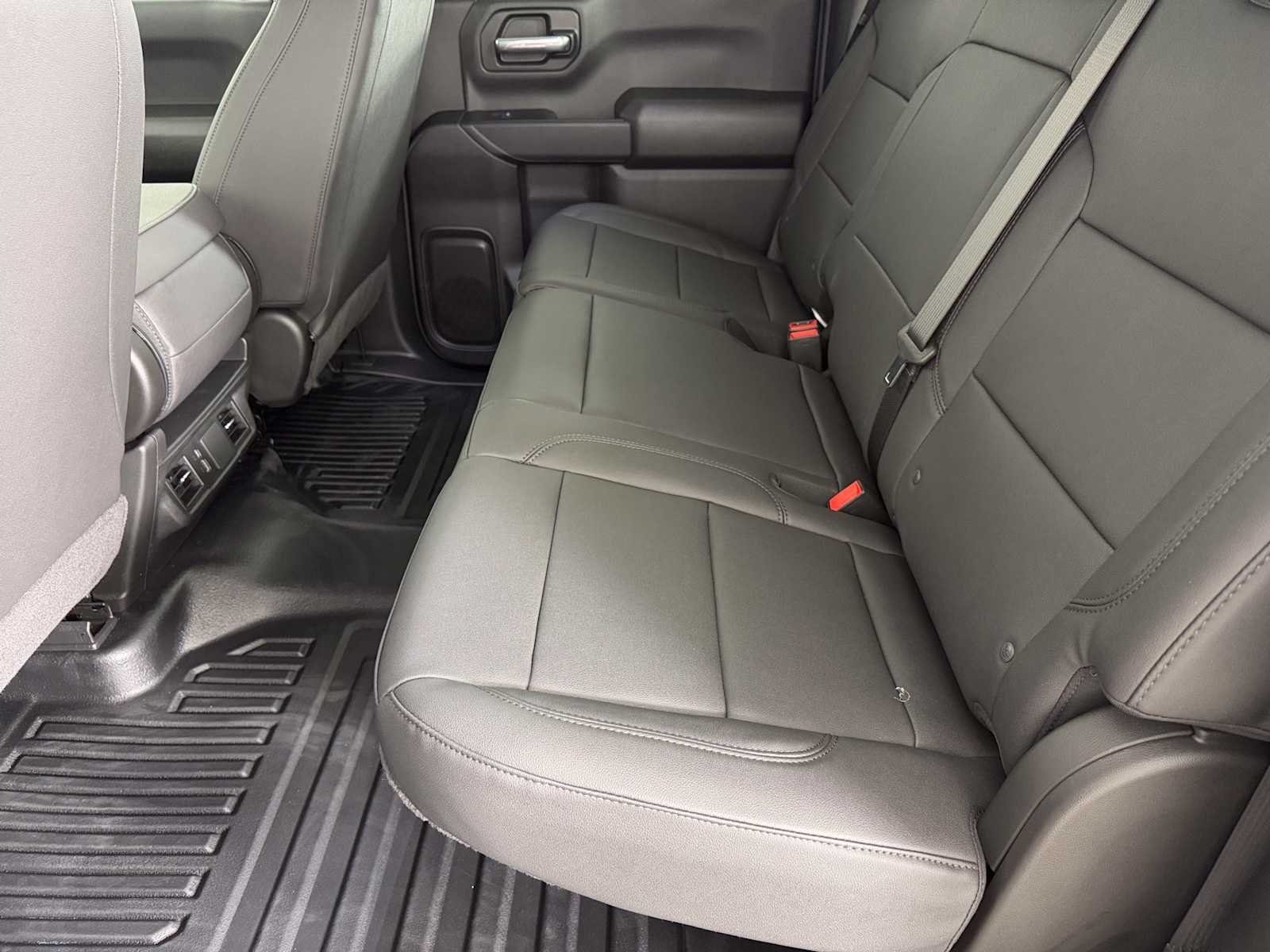 2026 GMC Sierra 1500 Pro - Photo 18