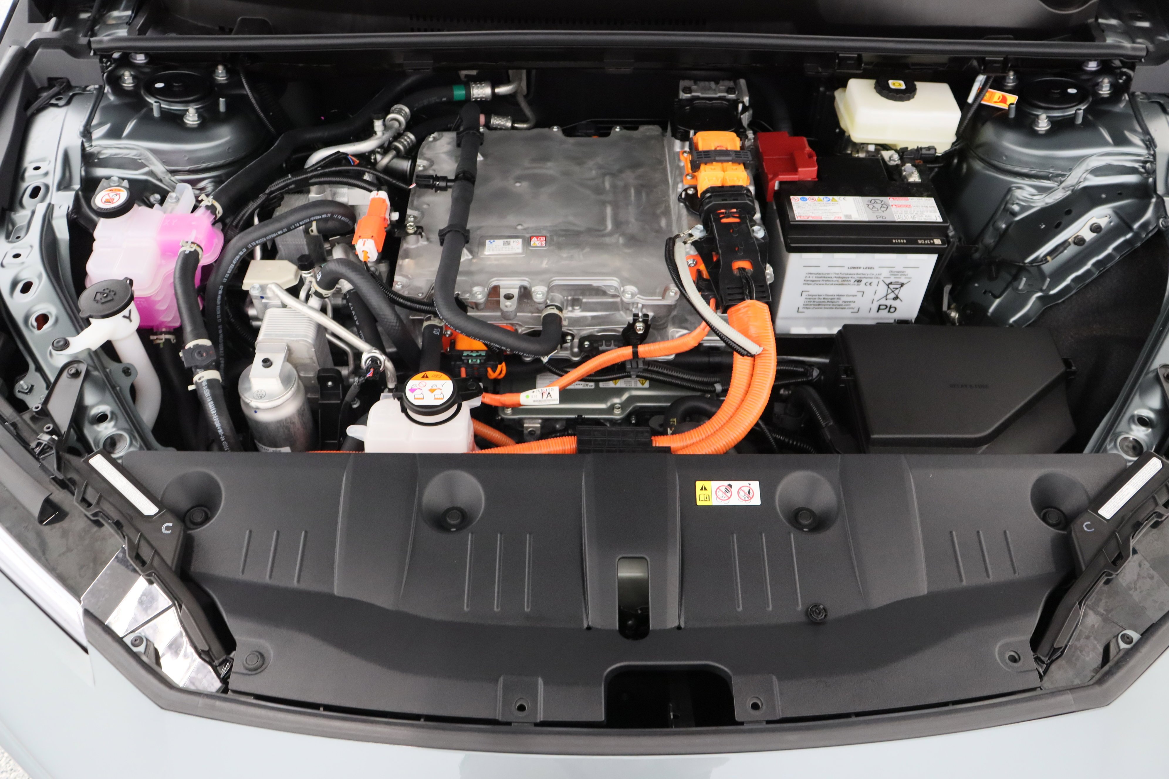 Certified Used 2026 OVERCAST Toyota SE (Electric) image 37