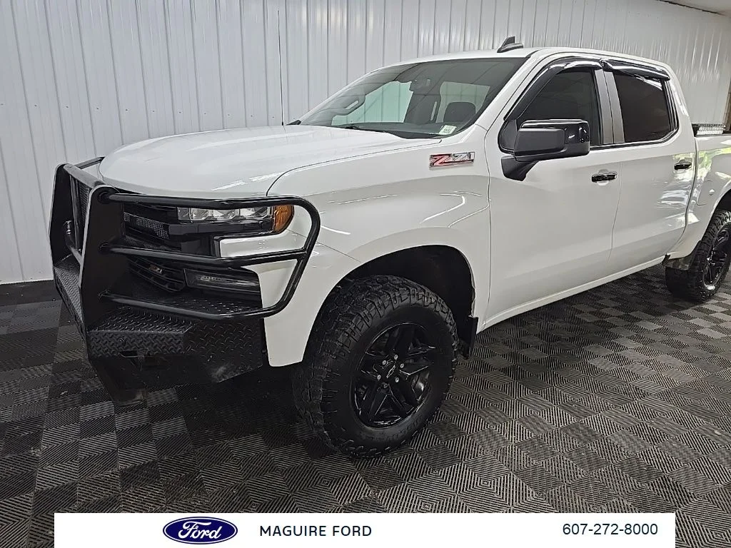 Used 2021 White Chevrolet LT Trail Boss image 11