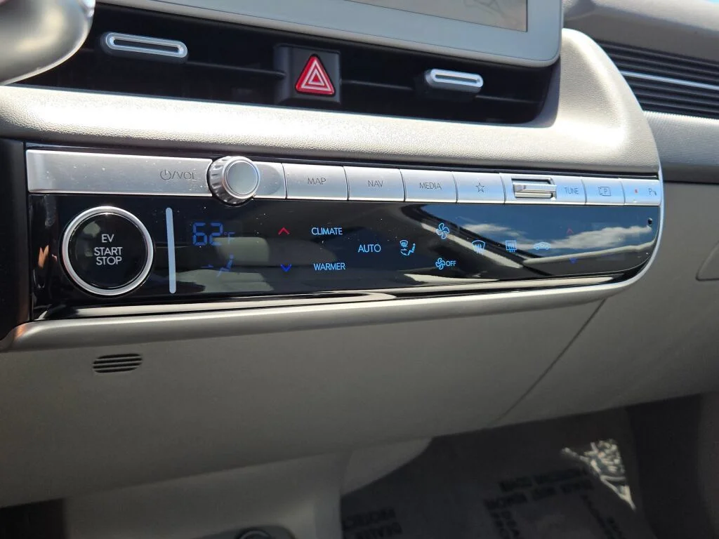 Used 2023 Gold Hyundai Limited image 28