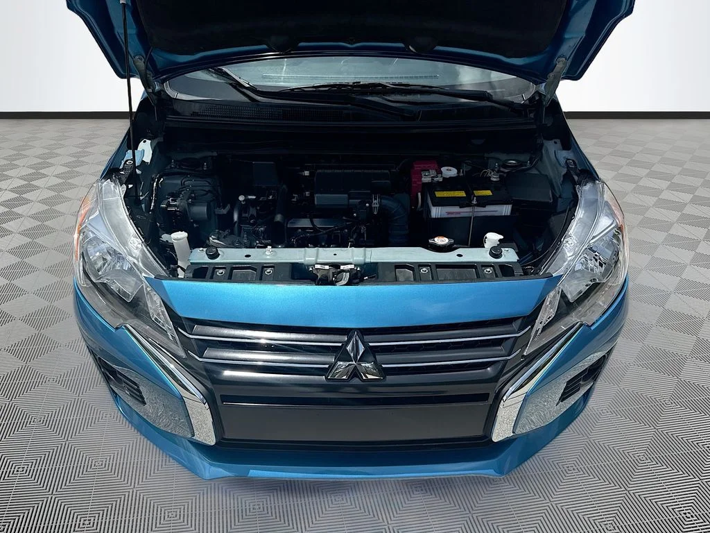 Used 2024  Mitsubishi ES image 29