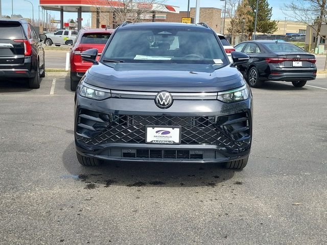New 2026  Volkswagen 2.0T SE R-Line Black image 3