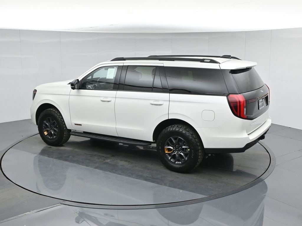 New 2026 Star White Metallic Tri-Coat Ford Tremor image 46
