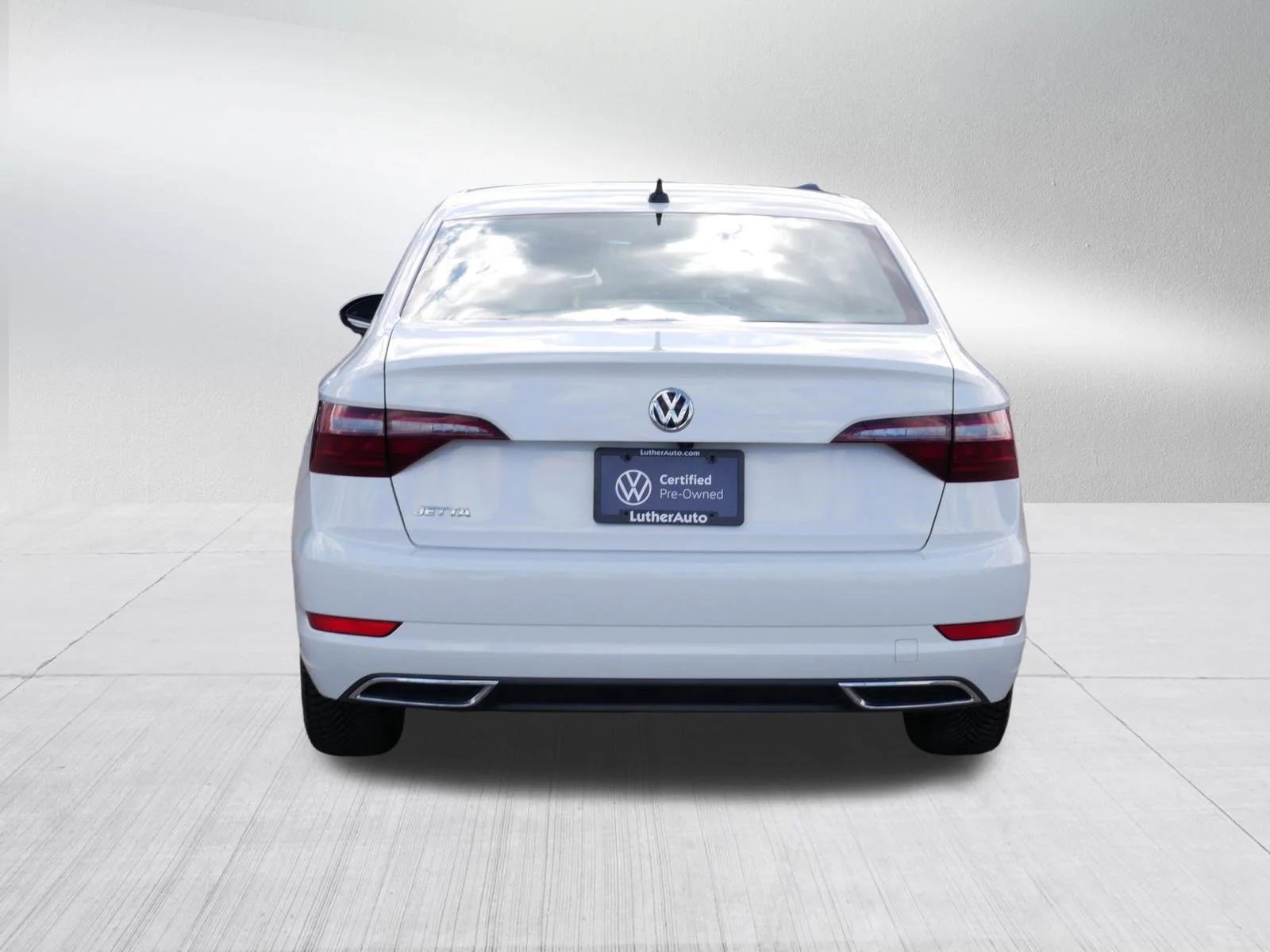 Certified Used 2021 Pure White Volkswagen SEL Premium image 6