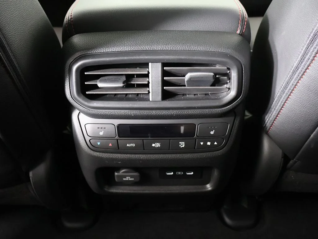 2025 Honda Ridgeline Black Edition - Photo 57
