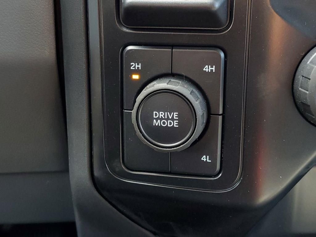 New 2026 Oxford White Ford F-550® XL image 21