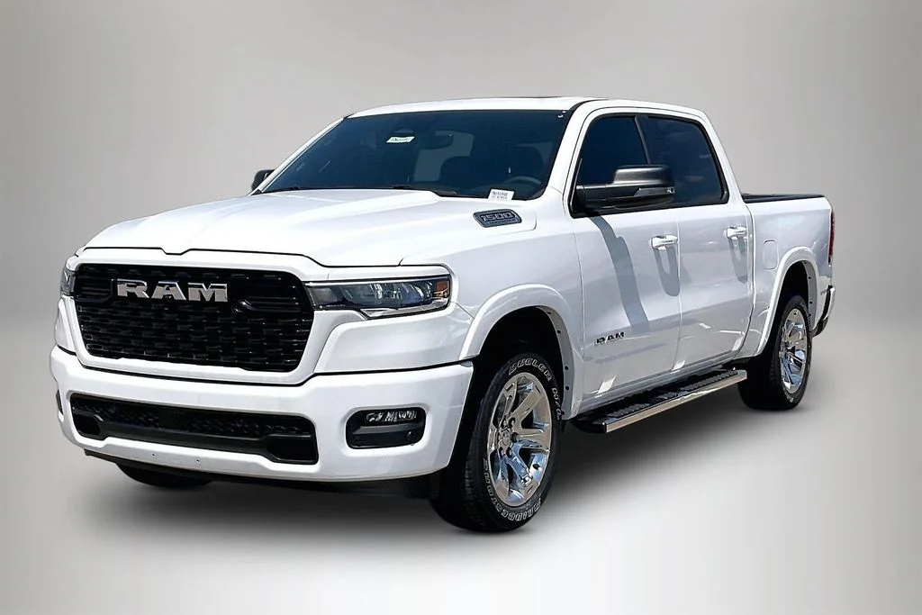 New 2026 Bright White Clear-Coat Exterior Paint RAM Big Horn/Lone Star image 2