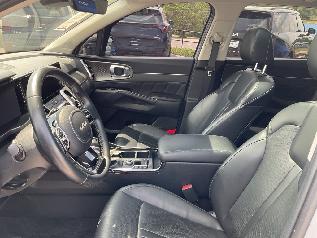 Used 2022 Wolf Gray Kia SX image 22
