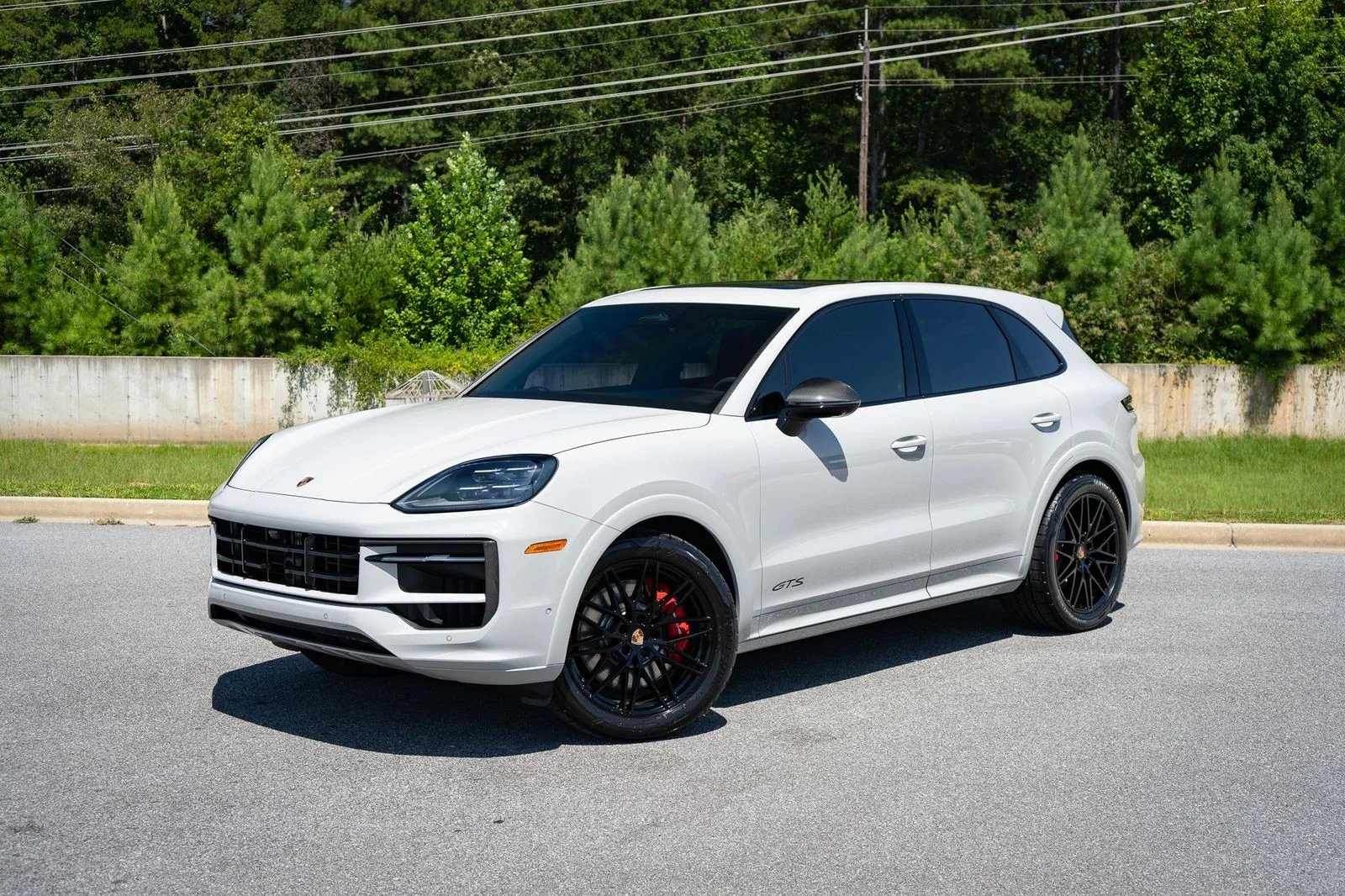 Used 2023  Porsche GTS image 4