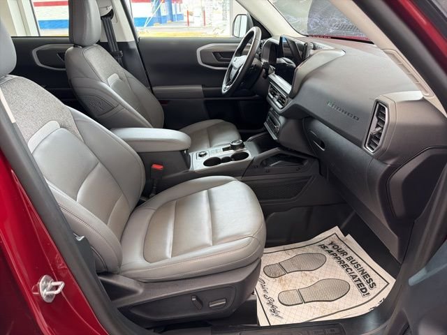 Used 2025 Red Ford Badlands image 9