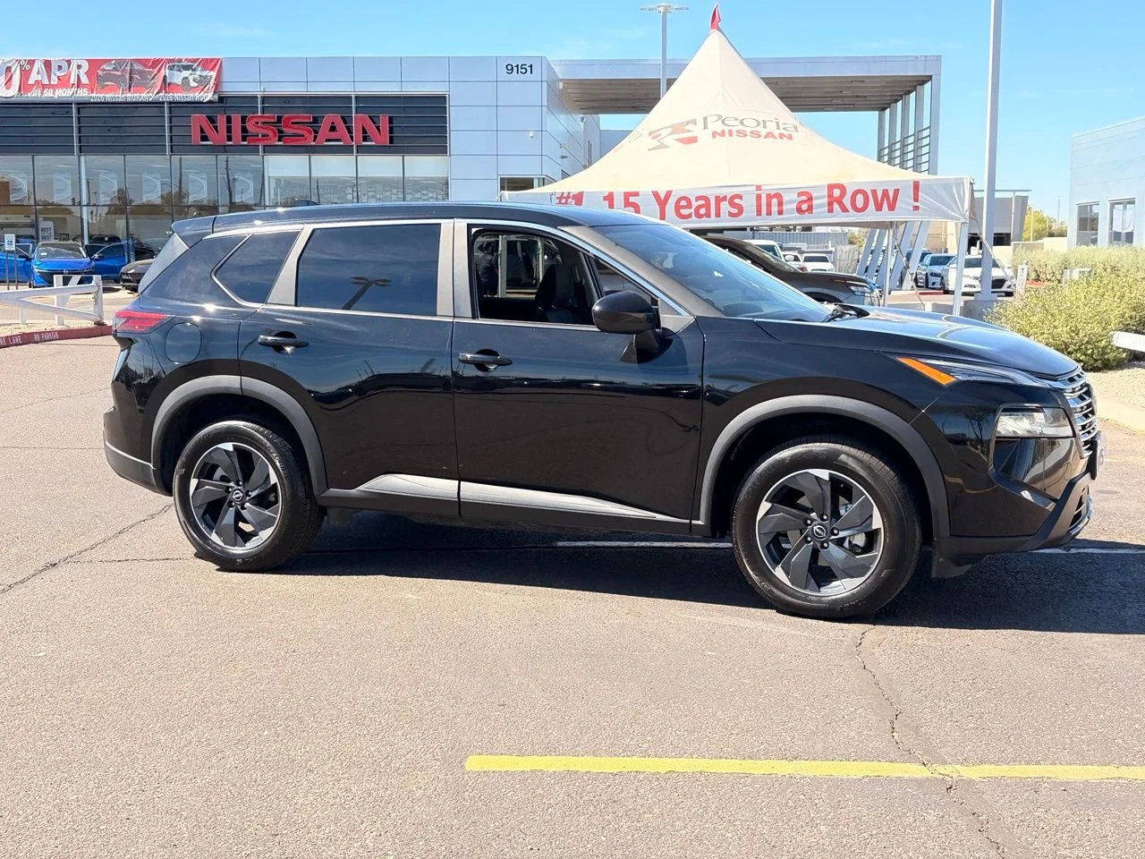 Used 2025 Super Black Nissan SV image 7
