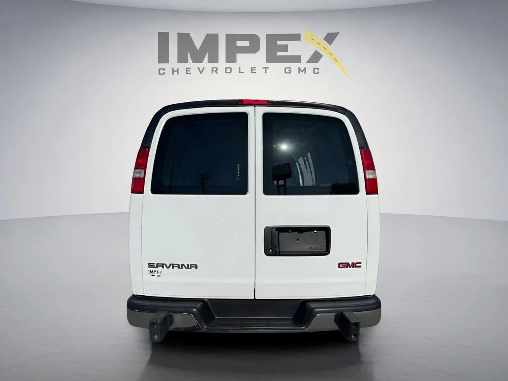 Used 2023 Summit White GMC Work Van image 4