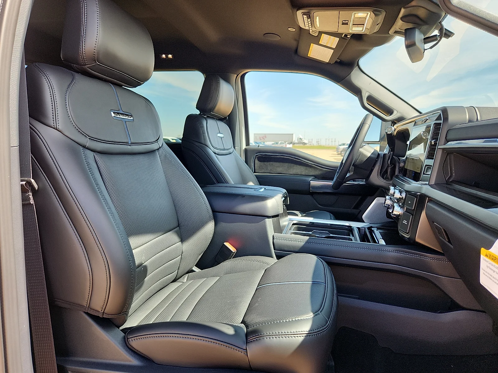 New 2026 Star White Metallic Tri-Coat Ford F-250® Platinum® image 20