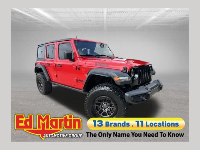 Used 2023 Red Jeep Sport S image 1