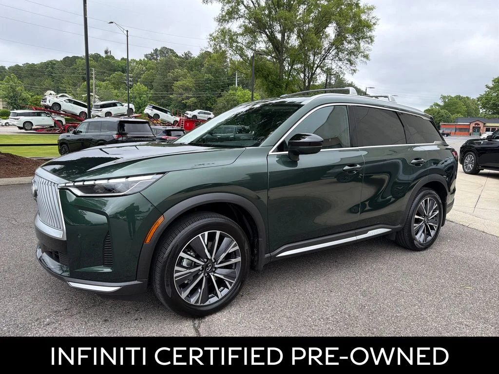 Certified Used 2026 Deep Emerald INFINITI LUXE image 5