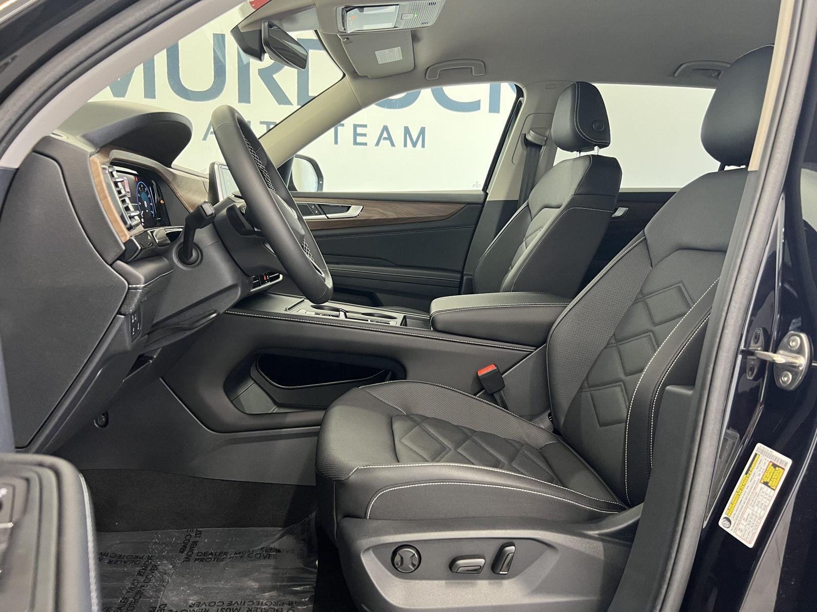 New 2026 Deep Black Pearl Volkswagen 2.0T SE image 12